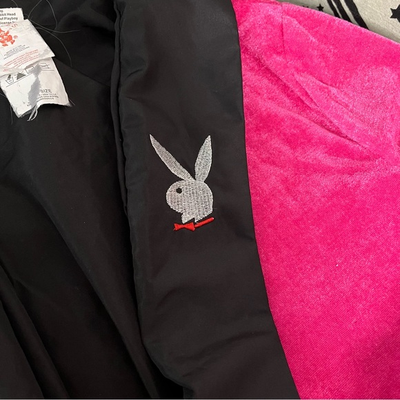 Playboy Pink Sexy Girlfriend Velvet Robe - Picture 5 of 10